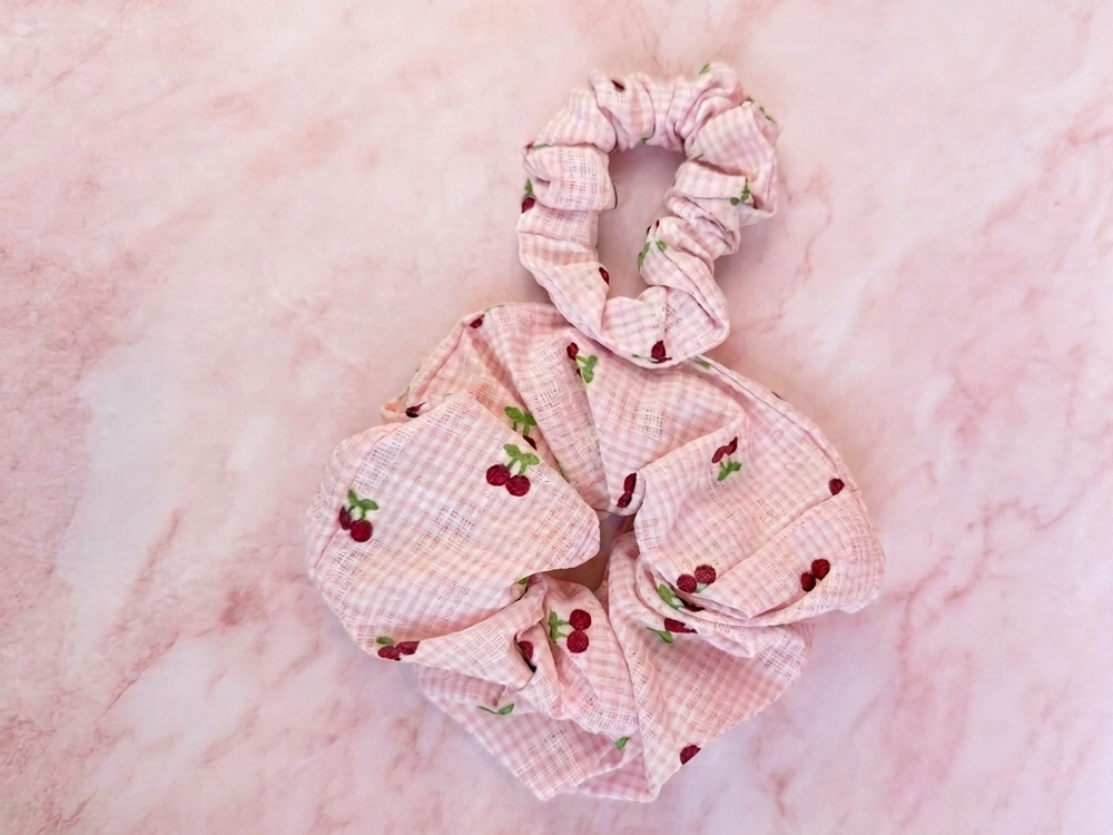 Sweet Cherry Scrunchie Set